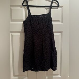 Urban Outfitters black dress size medium. Love love love but can’t fit anymore.